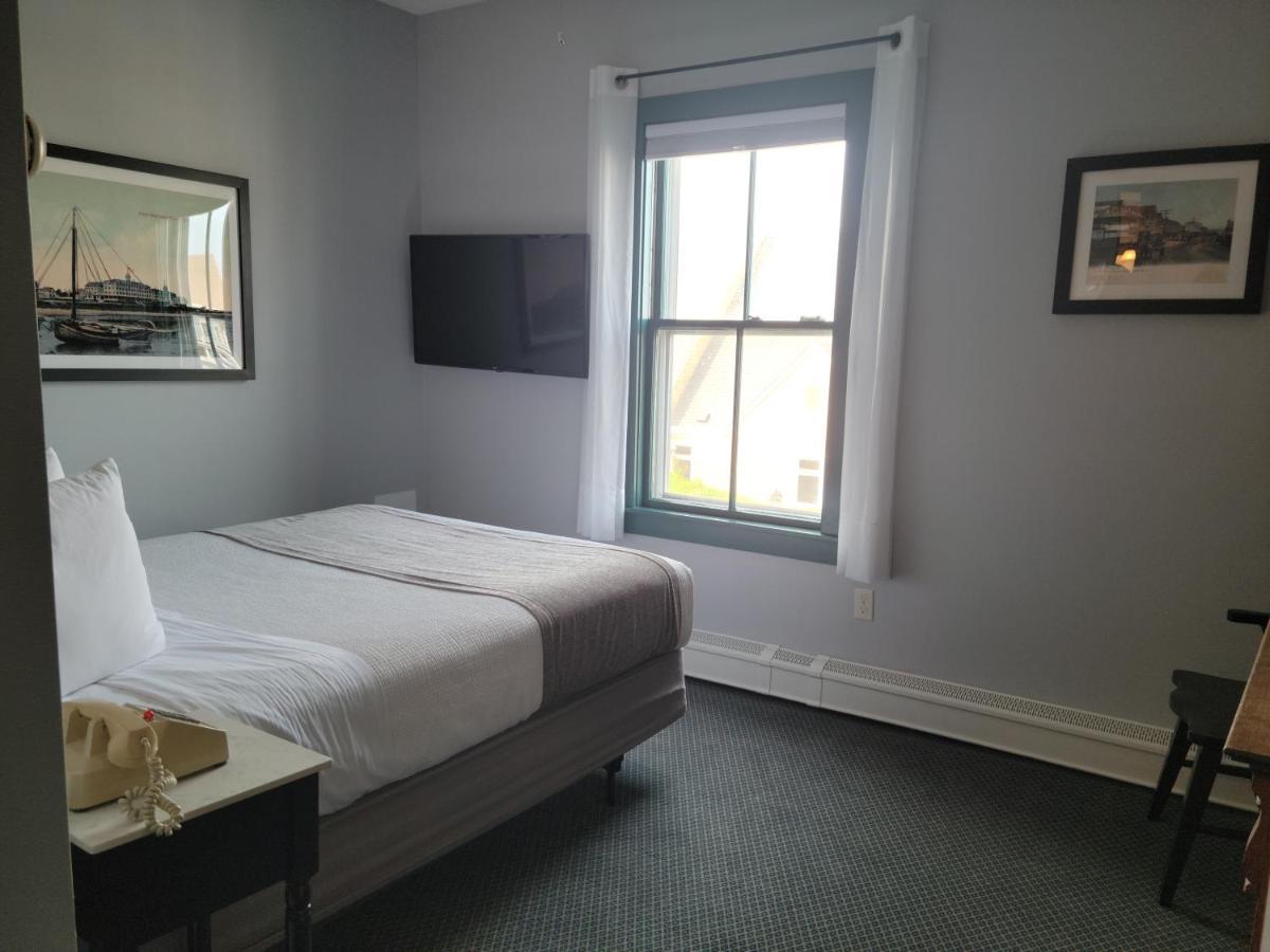 National Hotel New Shoreham Bagian luar foto